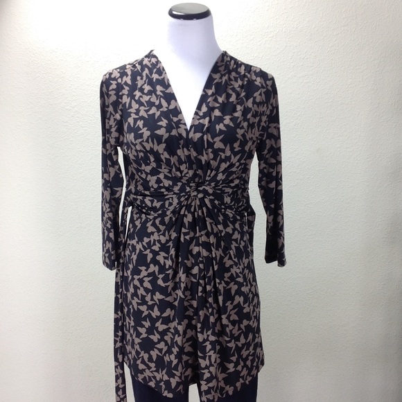 Motherhood Maternity Black & Brown V-Neck Top - Picture 7 of 8